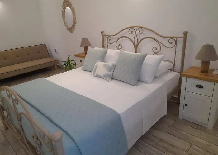 Alisachni Apartament Kini