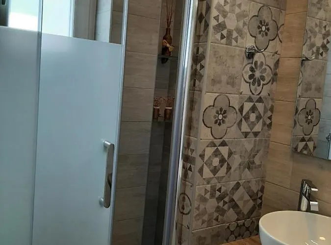 Alisachni Apartament *